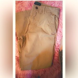 Men’s American Eagle Pants.